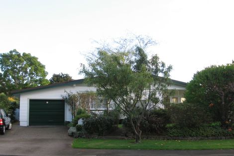 Photo of property in 10 Kowhai Grove, Waikanae, 5036