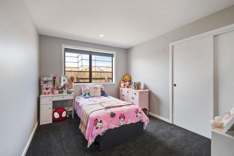 Photo of property in 12 Kanzan Grove, Maewa, Feilding, 4702