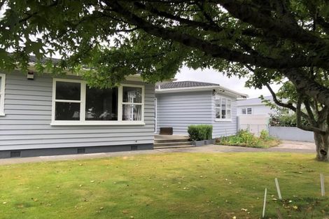 Photo of property in 11 Duke Street, Levin, 5510