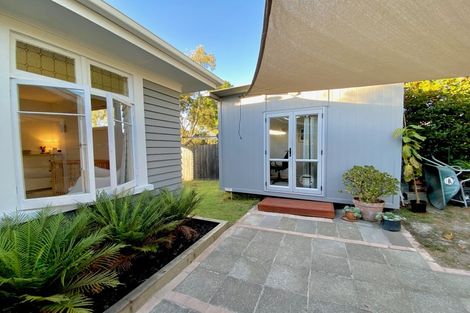 Photo of property in 41 Brandon Road, Glen Eden, Auckland, 0602