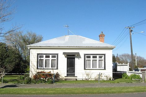 Photo of property in 5 Bond Street, Marton, 4710