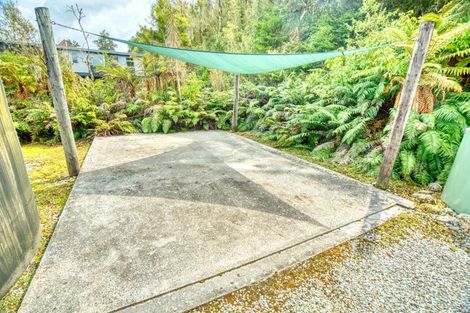 Photo of property in 17 Korua Street, Moana, 7872