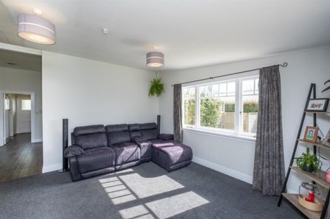 Photo of property in 128 Miranda Street, Stratford, 4332