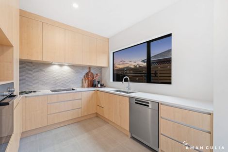 Photo of property in 5e Poto Street, Te Atatu South, Auckland, 0610