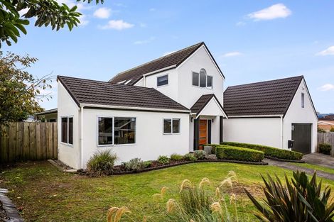 Photo of property in 41 Joseph Banks Drive, Whitby, Porirua, 5024