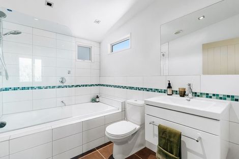 Photo of property in 8 Pisa Moorings Road, Mount Pisa, Cromwell, 9383
