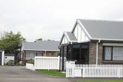 Photo of property in 1/217 Coronation Avenue, Welbourn, New Plymouth, 4310