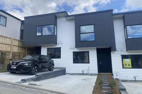 Photo of property in 3 Kautawa Lane, Massey, 0614