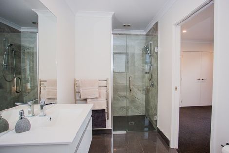 Photo of property in 52 Norfolk Drive, Cambridge, 3434