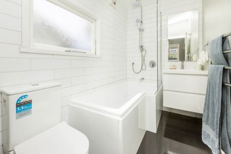 Photo of property in 23f1- Beth Street, Trentham, Upper Hutt, 5018