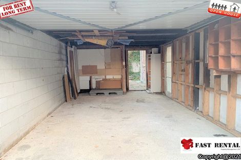 Photo of property in 1/2 Halberg Street, Glenfield, Auckland, 0629