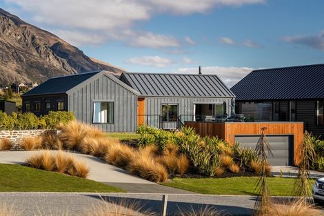 Photo of property in 10 Falconer Rise, Jacks Point, Queenstown, 9371