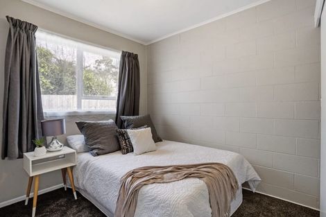 Photo of property in 3/68 Rua Road, Glen Eden, Auckland, 0602