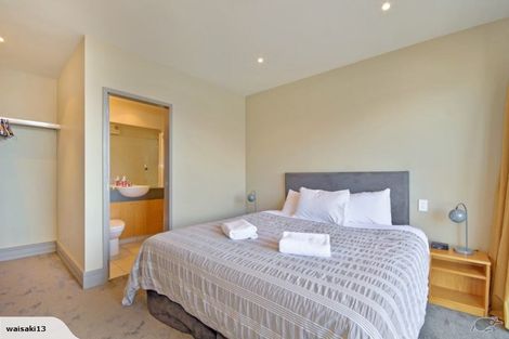 Photo of property in 7 Earnslaw Terrace, Queenstown, 9300