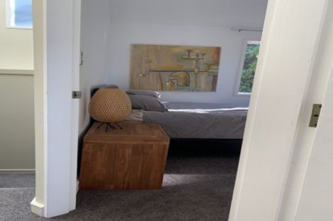 Photo of property in 51 Harbour View Road, Northland, Wellington, 6012