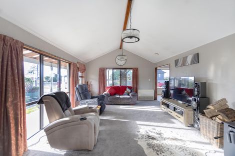 Photo of property in 34 Oban Street, Holmes Hill, Oamaru, 9401