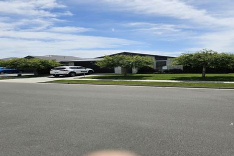 Photo of property in 18 Beachvale Drive, Kaiapoi, 7630