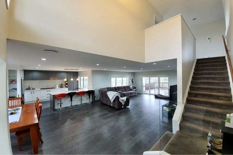 Photo of property in 87 Keri Vista Rise, Papakura, 2110