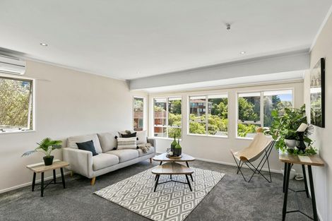 Photo of property in 16 Makatote Grove, Churton Park, Wellington, 6037