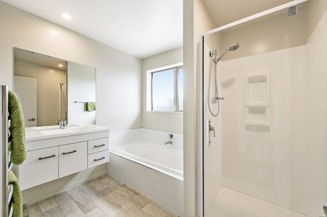 Photo of property in 17 Greenstone Street, Rolleston, 7614