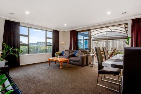 Photo of property in 5 Waitaria Terrace, Aotea, Porirua, 5024