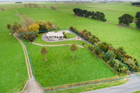 Photo of property in 820 Lockwood Road, Kairanga, Palmerston North, 4475