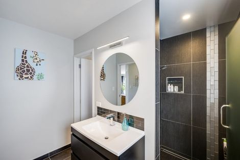 Photo of property in 21 Ridgeway Terrace, Taradale, Napier, 4112