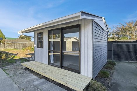 Photo of property in 22 Russley Road, Russley, Christchurch, 8042