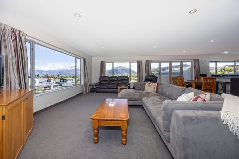 Photo of property in 99 Kings Drive, Wanaka, 9305