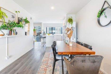 Photo of property in 40 Memorial Park Lane, Hobsonville, Auckland, 0618