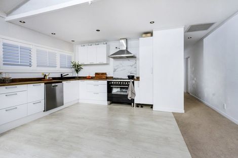 Photo of property in 1/34 Glamorgan Drive, Torbay, Auckland, 0630