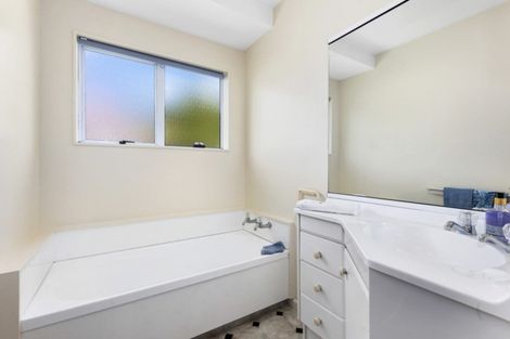Photo of property in 29f1- Lane Street, Wallaceville, Upper Hutt, 5018