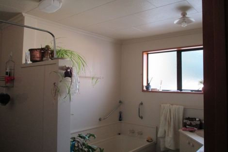 Photo of property in 67 Cox Street, Geraldine, 7930