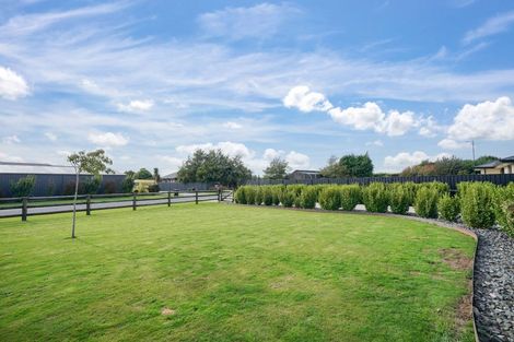 Photo of property in 12 Pegasus Place, Seaward Bush, Invercargill, 9812