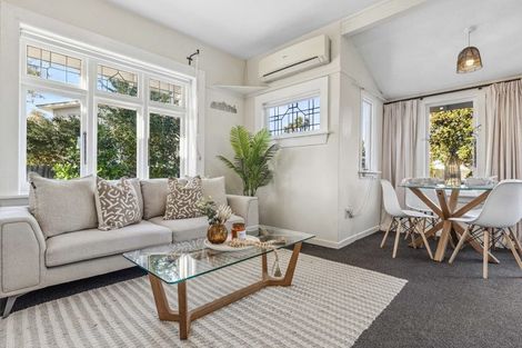 Photo of property in 15 Clarendon Terrace, Woolston, Christchurch, 8023