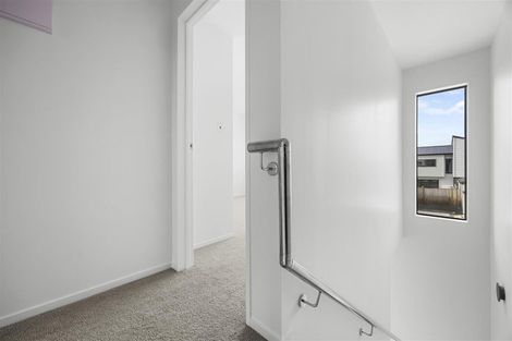 Photo of property in 143 Grove Road, Papakura, 2110