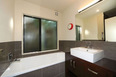 Photo of property in 39 Puflett Road, Havelock North, 4130