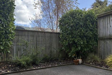 Photo of property in 5/7 Handyside Street, Tawa, Wellington, 5028