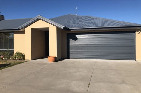 Photo of property in 6 Delta Way, Woolston, Christchurch, 8023