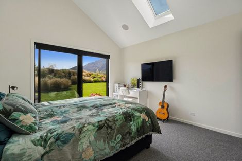 Photo of property in 3 Chimney Lane, Jacks Point, Queenstown, 9371