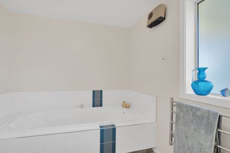 Photo of property in 18 Oban Street, Holmes Hill, Oamaru, 9401