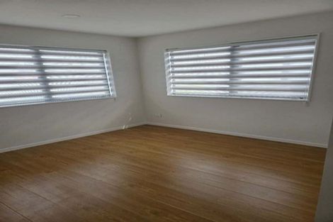 Photo of property in 28b Tiraumea Drive, Pakuranga, Auckland, 2010