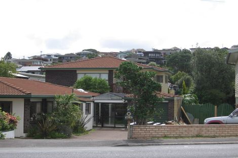 Photo of property in 1/20 Inga Road, Castor Bay, Auckland, 0620