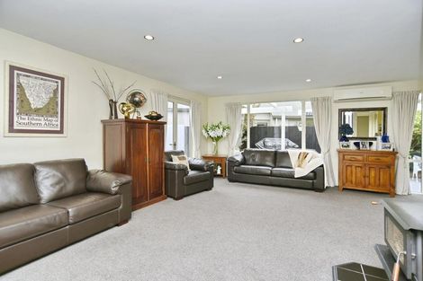 Photo of property in 4 Matawai Close, Rangiora, 7400