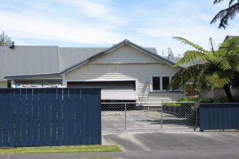 Photo of property in 22 Queen Street, Westport, 7825