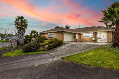 Photo of property in 29 Killygordon Place, Massey, Auckland, 0614