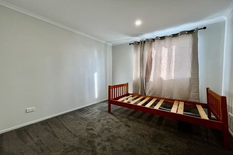 Photo of property in 6a Martin Road, Manurewa, Auckland, 2102