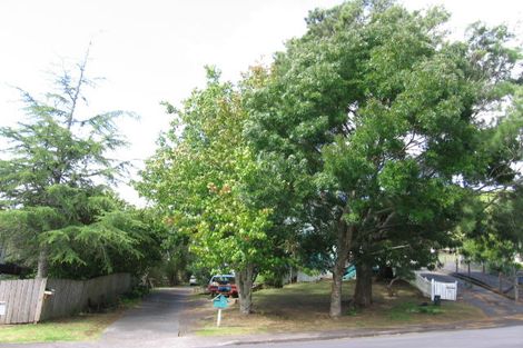 Photo of property in 1/4 Eugen Place, Bayview, Auckland, 0629