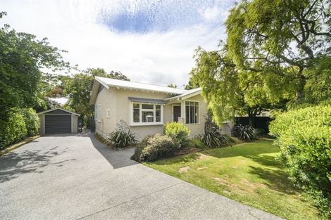 Photo of property in 12 Margaret Street, Roslyn, Palmerston North, 4414