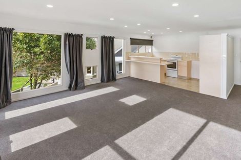 Photo of property in 27unit Willow Avenue, Hannahs Bay, Rotorua, 3010